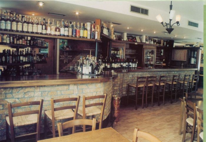 Arredamento pub, enoteche e wine bar Arredamento wine bar